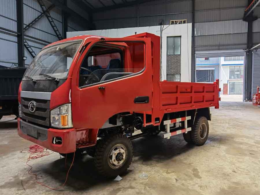 隨車挖運(yùn)輸車